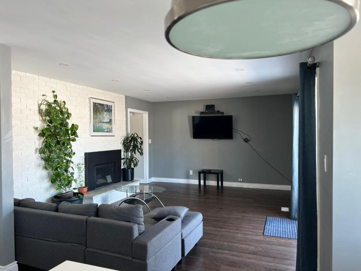 Bowmanville Event Place ภายนอก รูปภาพ
