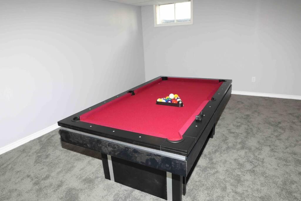 Bowmanville Event Place ภายนอก รูปภาพ