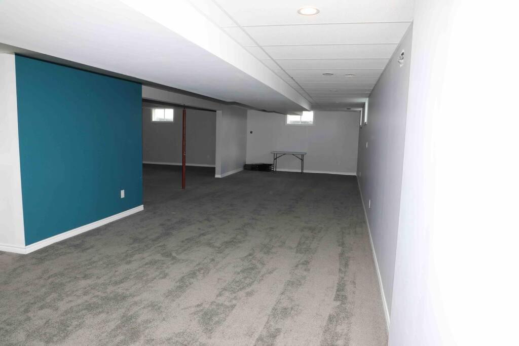 Bowmanville Event Place ภายนอก รูปภาพ