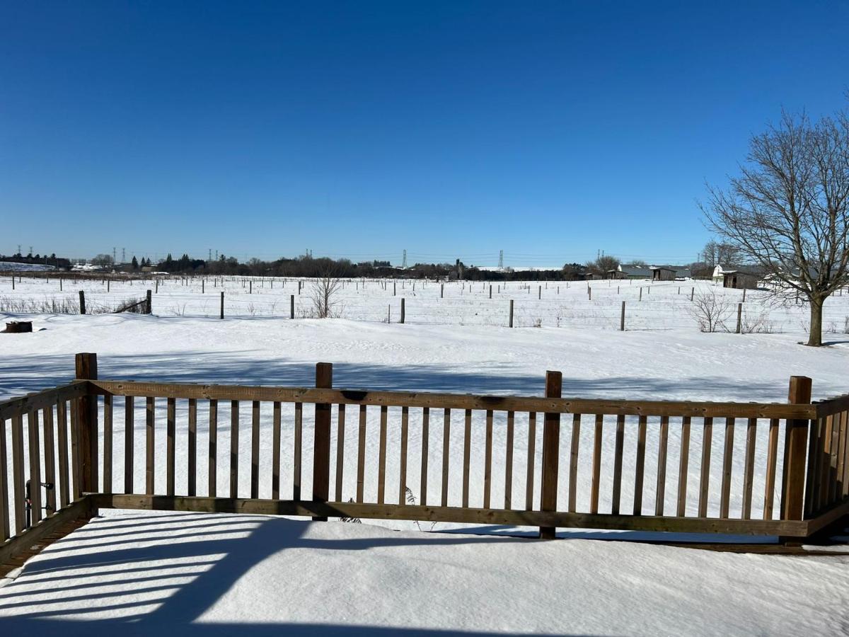 Bowmanville Event Place ภายนอก รูปภาพ
