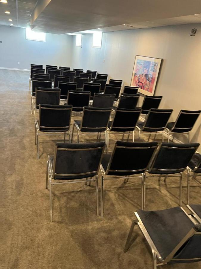 Bowmanville Event Place ภายนอก รูปภาพ